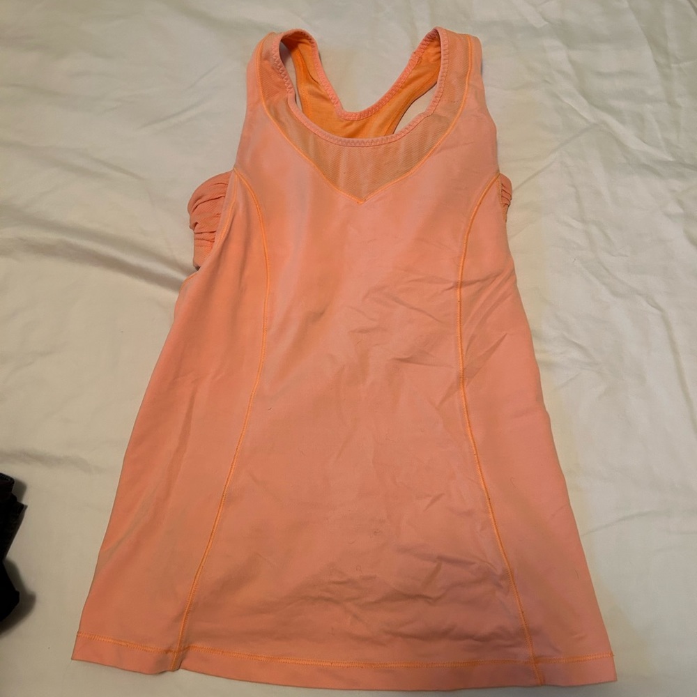 lululemon tank
